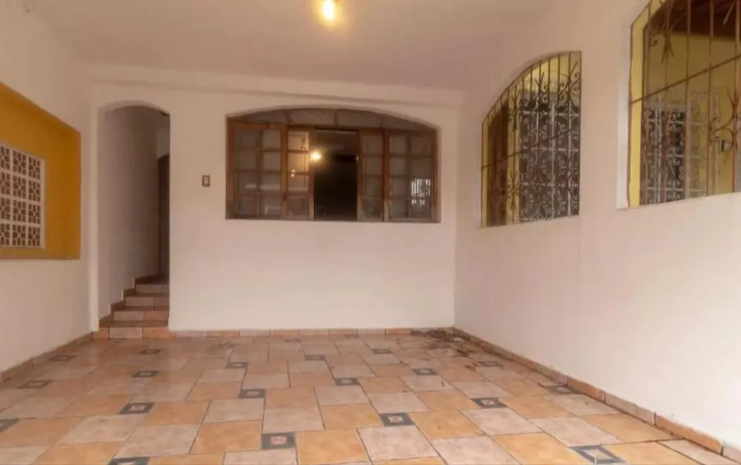 Imagem VENDO EXCELENTE CASA NO BAIRRO CAMPO GRANDE!