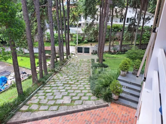 Imagem Casa no Condomínio FAZENDINHA em meio ao verde e em harmonia com a natureza