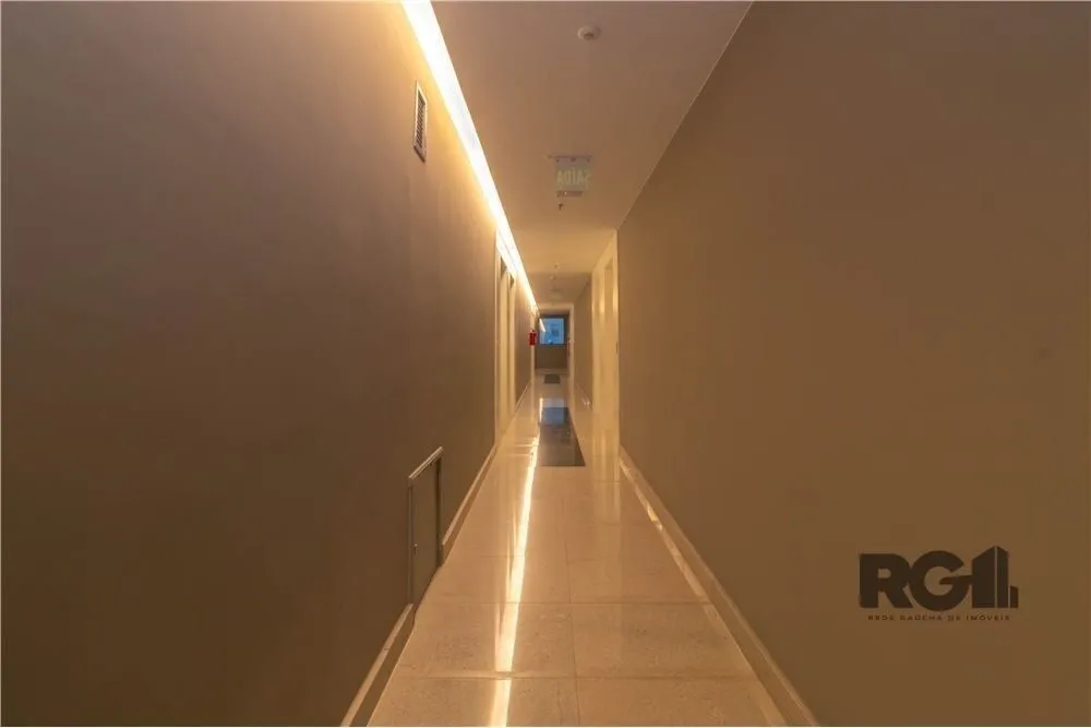 Imagem Sala comercial com 36,7 m² de área privativa e 1 vaga(s) de garagem. Localizado na Rua/Av. Doutor Nilo Peçanha, no bairro Bela Vista em Porto Alegre.