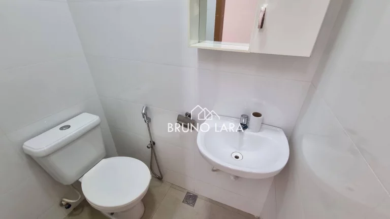Imagem Casa comercial disponível para locação no bairro Resplendor - Igarapé/MG.
