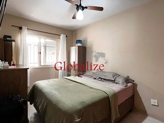 Imagem Apartamento à venda com 100m², 2 quartos, garagem fechada, dependência completa por R$480.000,00 na Ponta da Praia em Santos