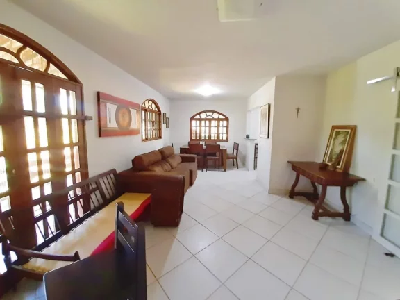 Imagem Chácara, 15.000 mts2, 03 Quartos, Sala Ampla, Piscina, Sauna, Lagoa Dourada, Guarapari - ES