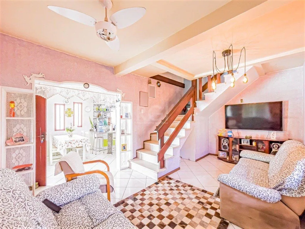Imagem Casa para Venda - 272.24m², 3 dormitórios, sendo 1 suites, 4 vagas - Vila Jardim