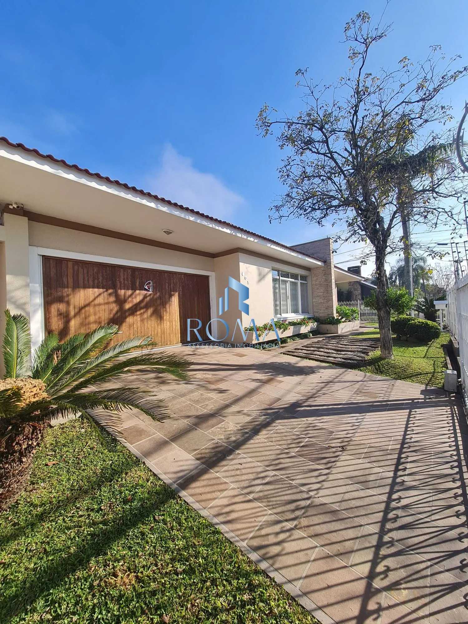 Imagem Casa 3 dormitórios à venda Patronato Santa Maria/RS