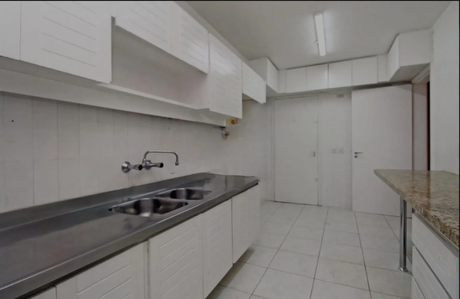 Imagem Apartamento de Alto Padrão no Moinhos de Vento: 121m² de Conforto e Luxo!