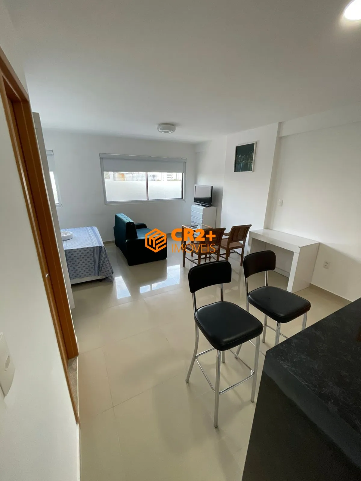 Imagem Vendo Flat semi mobiliado no espinheiro.
