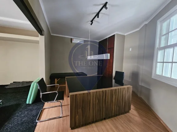 Imagem Casa à venda em São Paulo-SP, Jardim Paulista: 4 quartos, 1 suíte, 2 salas, 2 banheiros, 2 vagas, 325m². Venha conhecer!