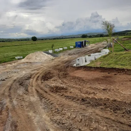 Terreno à Venda, 1.000 m² em Centro - Cruzeiro