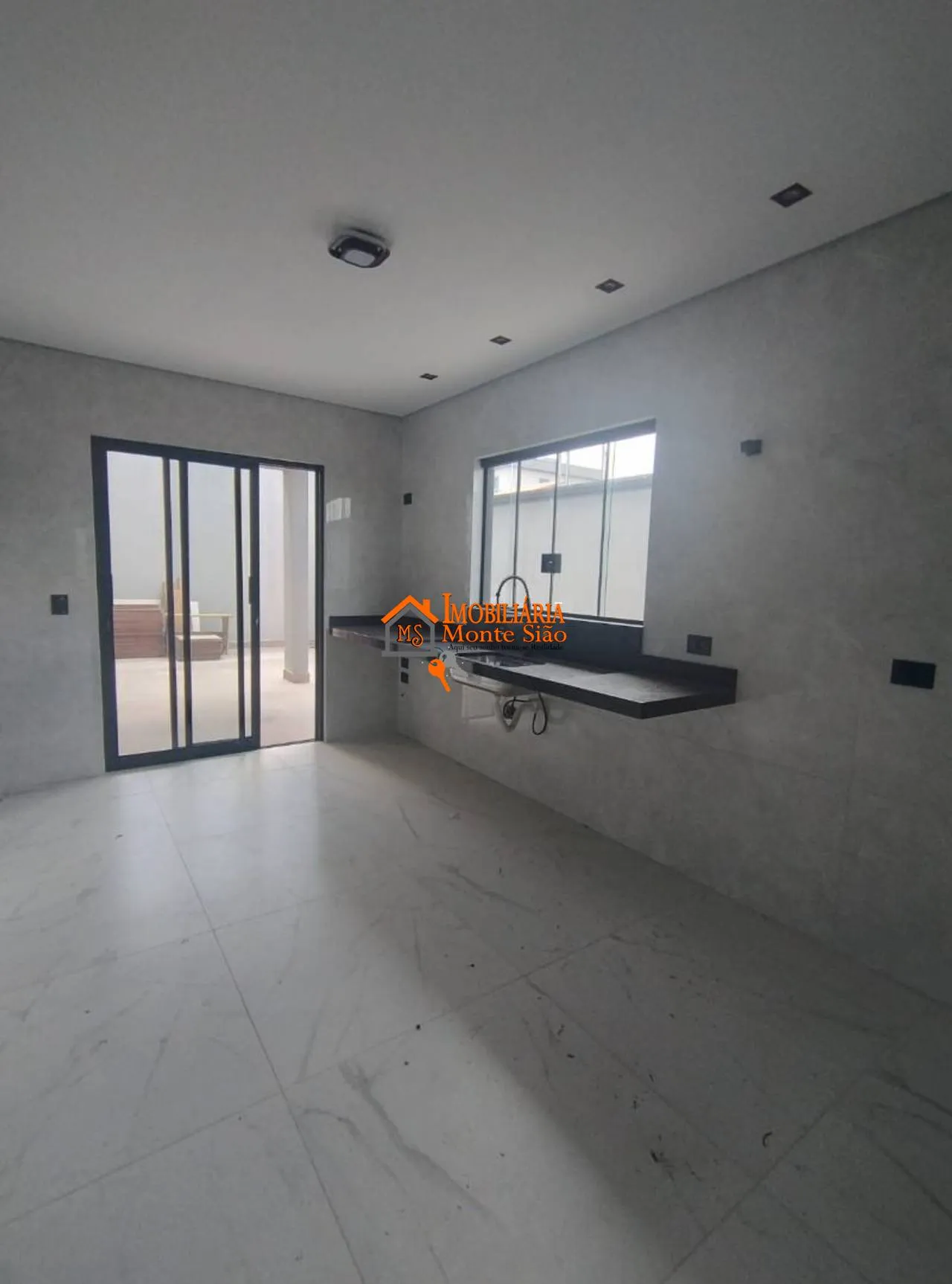 Imagem Sobrado com 2 dormitórios à venda, 80 m² por R$ 660.000,00 - Parque Residencial Scaffid II - Itaquaquecetuba/SP