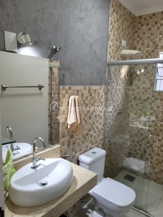 Imagem Ótima oportunidade para quem busca conforto, modernidade e praticidade. O imóvel conta com duas ca...