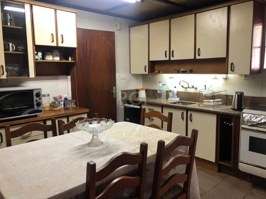Imagem Casa para Venda - 326m², 3 dormitórios, sendo 2 suites, 4 vagas - Parque dos Maias