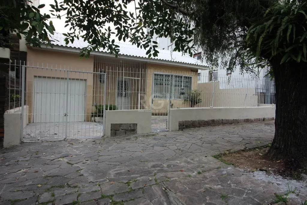Imagem Casa com 3 Dormitórios Para comprar 250 m² - Petrópolis - Porto Alegre/R