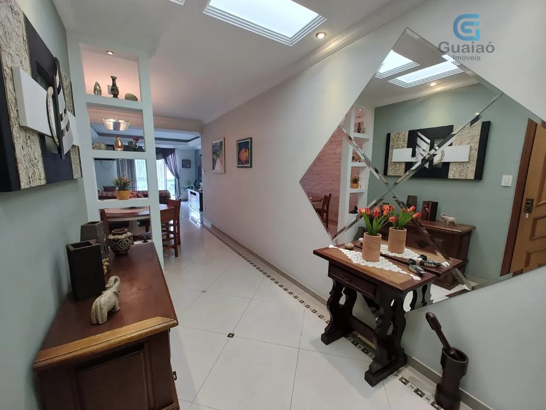 Imagem VENDO LINDO E AMPLO APARTAMENTO COM 03 DORMITÓRIOS E 02 VAGAS DE GARAGEM NO EMBARÉ, SANTOS
