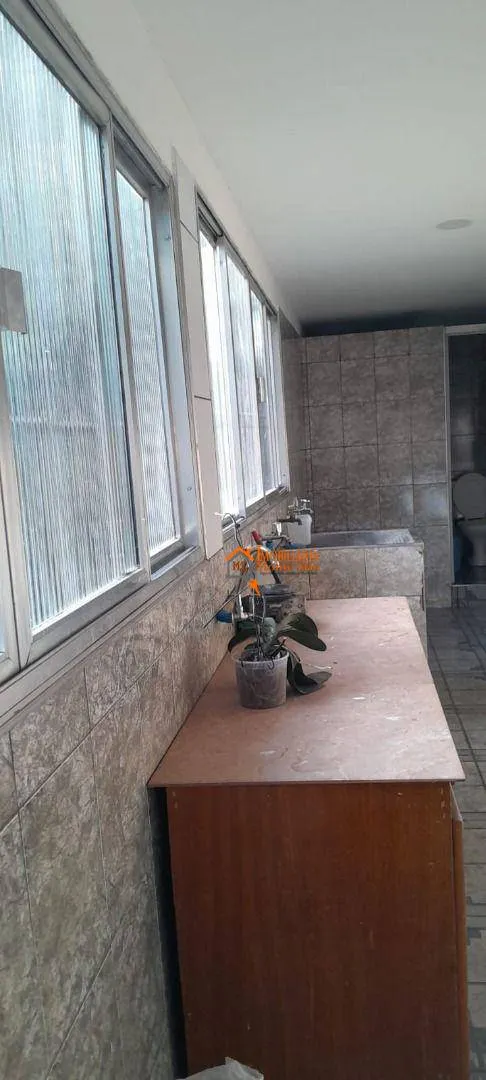 Imagem Casa com 5 dormitórios à venda, 250 m² por R$ 800.000,00 - Cidade Serodio - Guarulhos/SP
