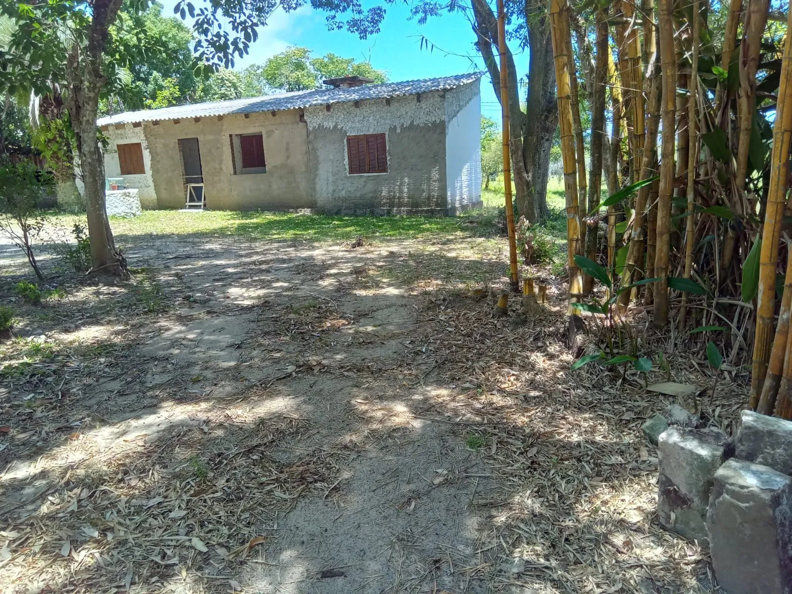 Imagem Lindo Sitio com 13 mil metros com casa !