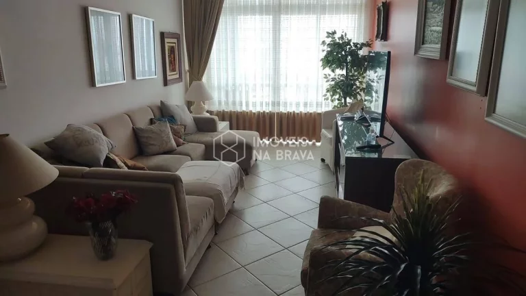 Foto do imóvel APARTAMENTO DE FRENTE PARA O MAR 1 SUITE E 2 DORMITÓRIOS CENTRO BALNEÁRIO CAMBORIÚ em Avenida Atlântica