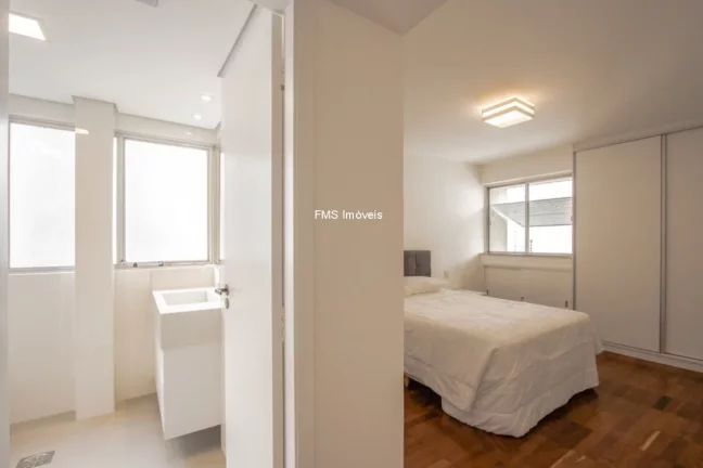 Imagem Apartamento com 1 suíte e 1 vaga no Itaim Bibi.