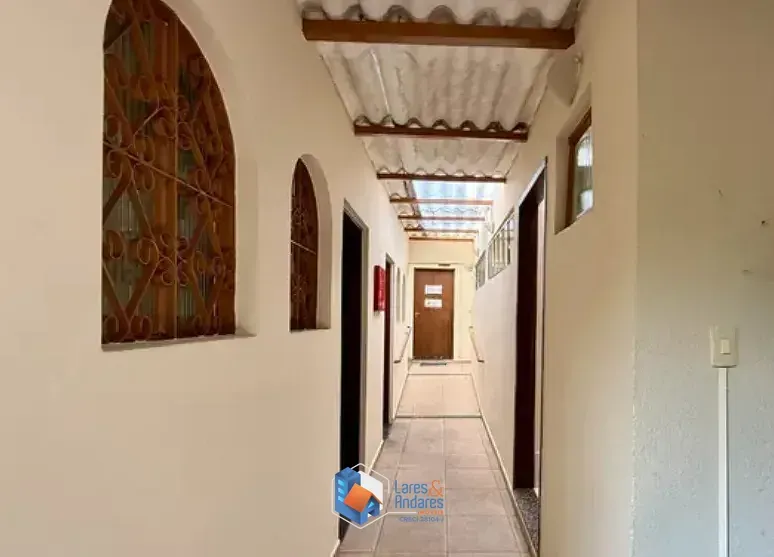 Imagem Casa comercial para venda em Interlagos, 187m²