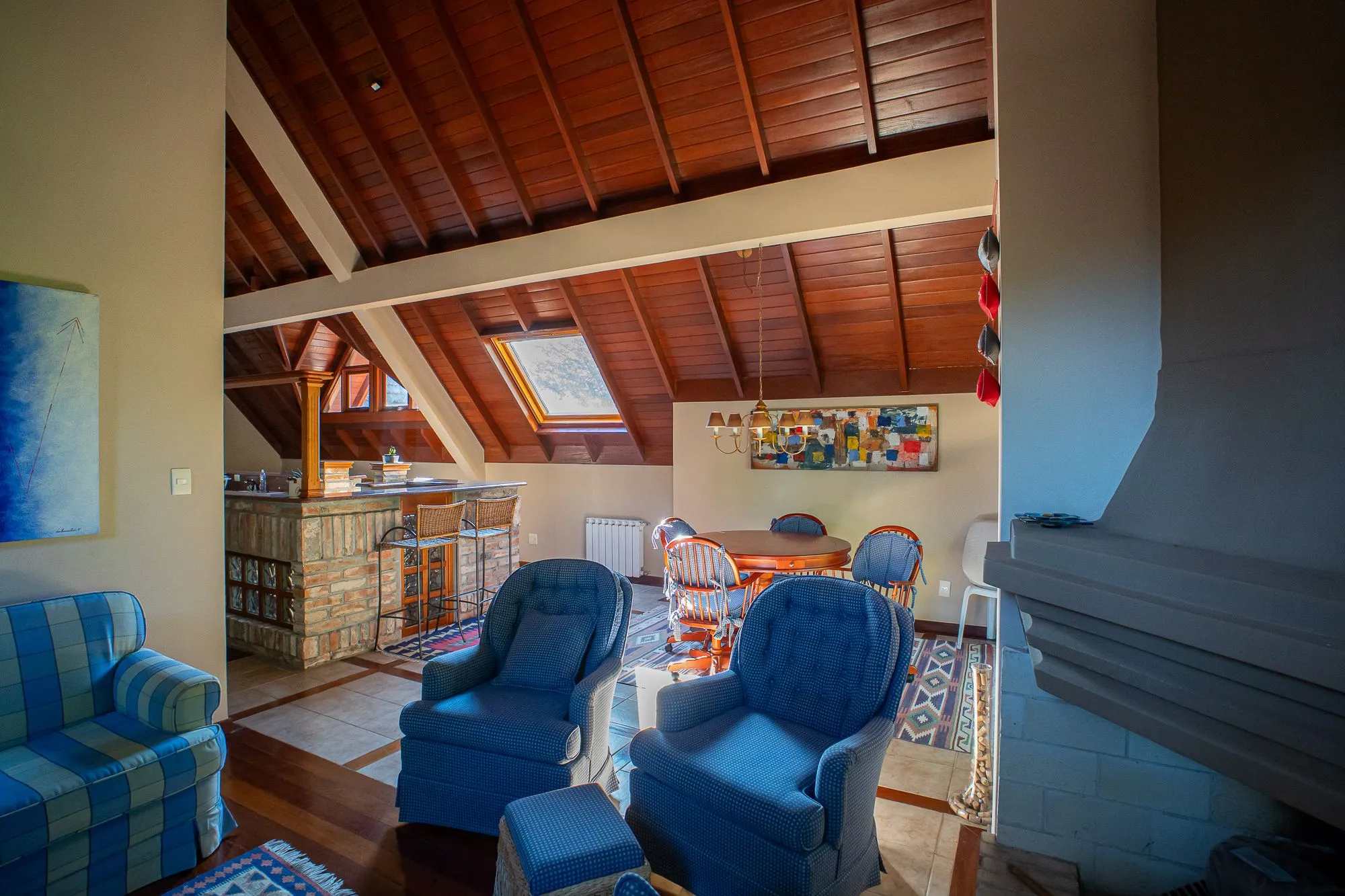 Imagem Duplex à venda em Gramado, Planalto, com 4 quartos, 141.45m2