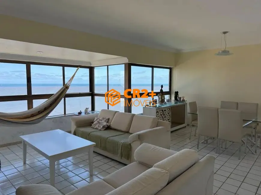 Imagem Vendo excelente apartamento beira mar de Candeias com 3 quartos e 2 vagas de gar