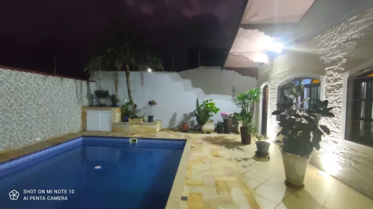 Imagem Casa Isolada à Venda em Flórida, Praia Grande - SP