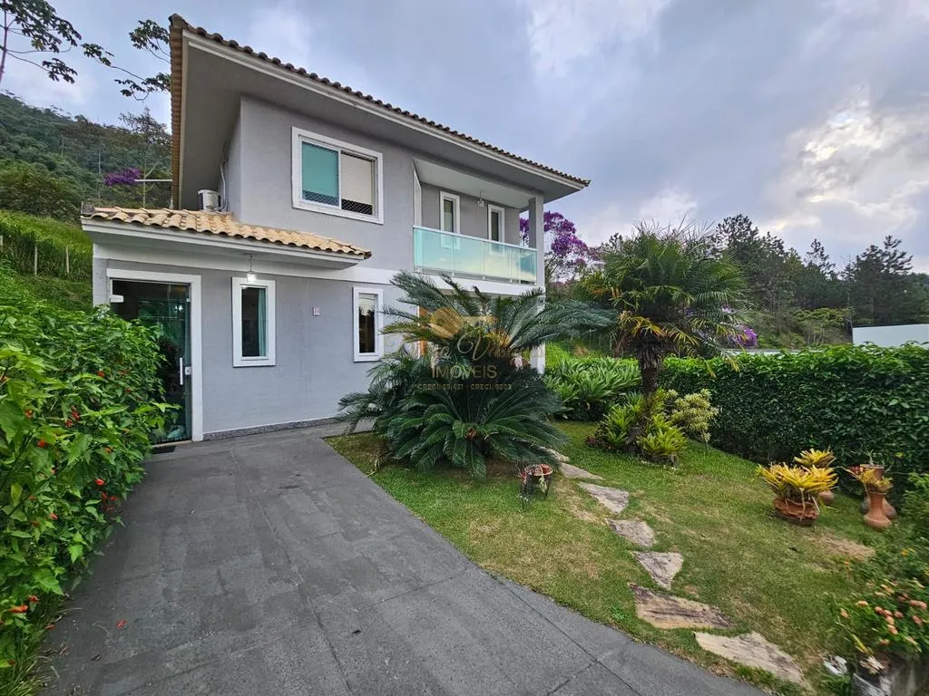 Imagem Casa em Condomínio para Venda em Teresópolis / RJ no bairro Tijuca