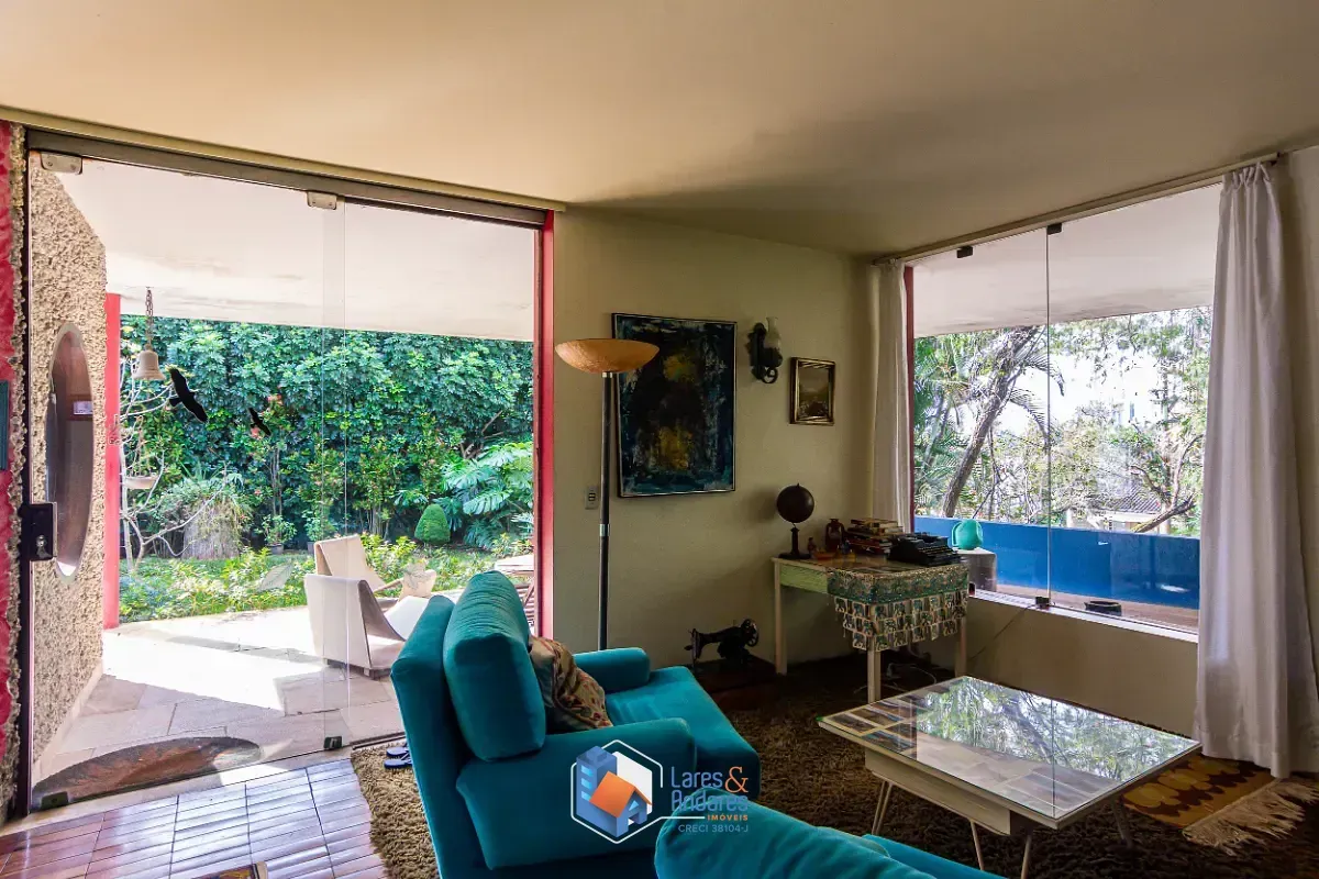 Foto do imóvel Casa para venda em Jardim Leonor com 4 quartos, 277m² em Rua Doutor Cristiano de Sousa