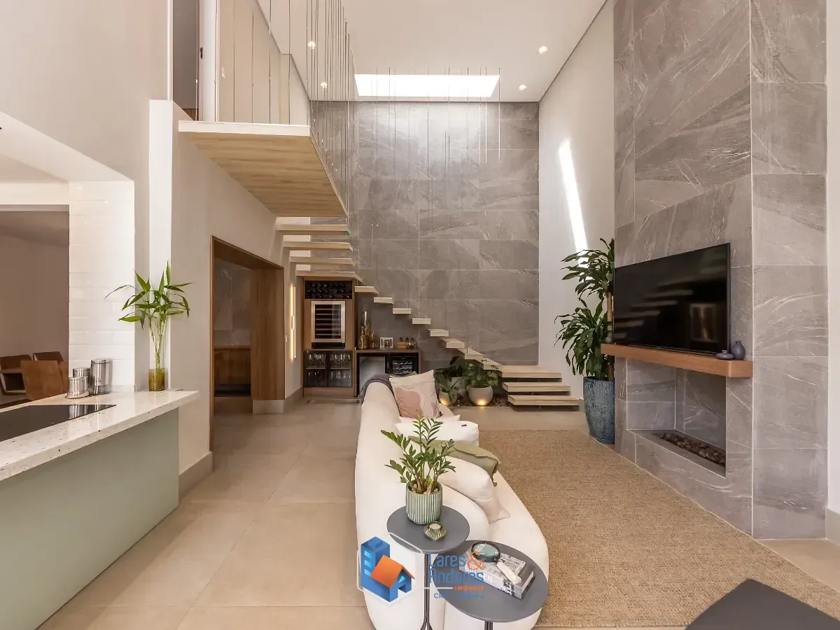 Imagem Casa para venda em Planalto Paulista com 4 quartos, sendo 2 suítes, 319m²