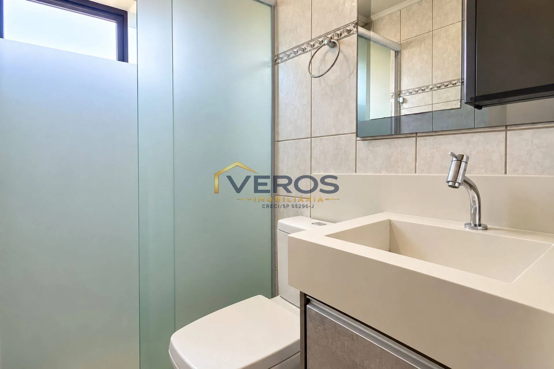 Imagem Apartamento a venda com 02 quartos, sendo 01 suíte na Martim de Sá Caragua