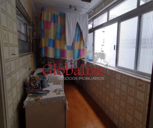 Imagem Belíssimo apartamento em Santos na Ponta da Praia a uma quadra da praia com 3 dormitórios, uma suíte e varanda à venda por R$ 1.012.000,00