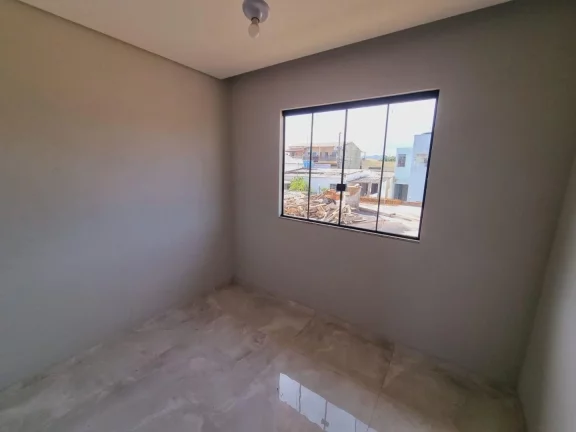 Imagem Casa à venda em Igarapé MG, bairro Resplendor.