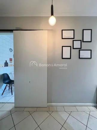 Imagem Excelente sobrado com 3 dormitórios, sendo 1 suíte localizada no piso superior, além de um corred...