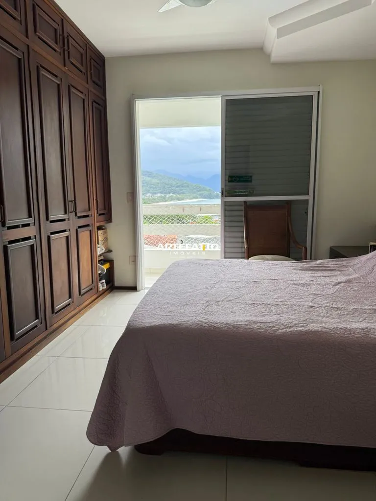 Imagem Apartamento à venda em Ubatuba, Praia das Toninhas, com 3 quartos, 136m2