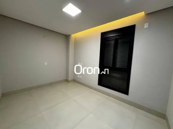 Imagem Sobrado à venda, 256 m² por R$ 1.990.000,00 - Jardins Capri - Senador Canedo/GO