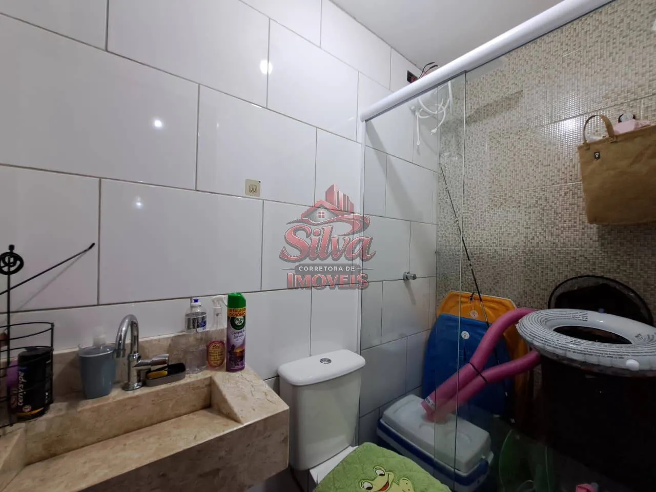 Imagem Casa 3 dormitórios de esquina em Albatroz