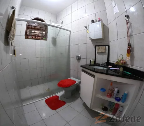 Imagem CASA COM PISCINA Á VENDA: O LAR PERFEITO PARA SUA FAMÍLIA