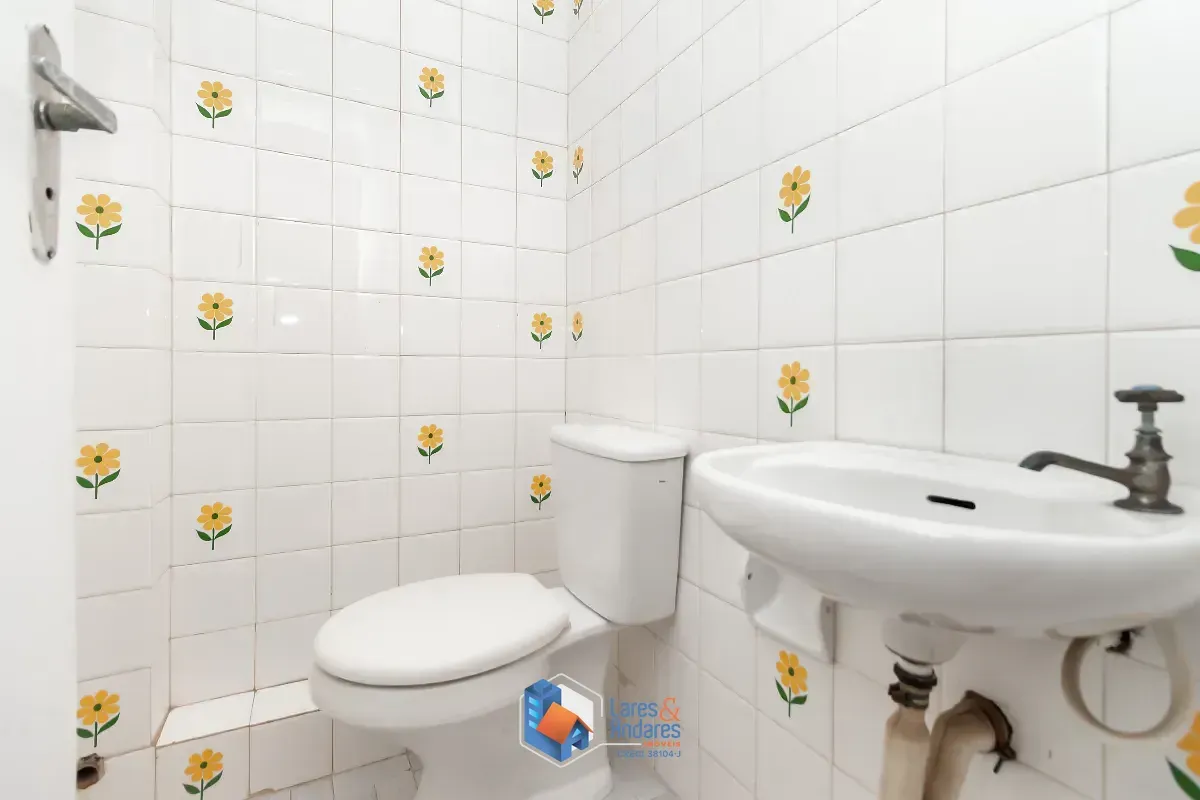 Imagem Sobrado para venda em Vila Alexandria com 3 quartos, sendo 1 suíte, 201m²