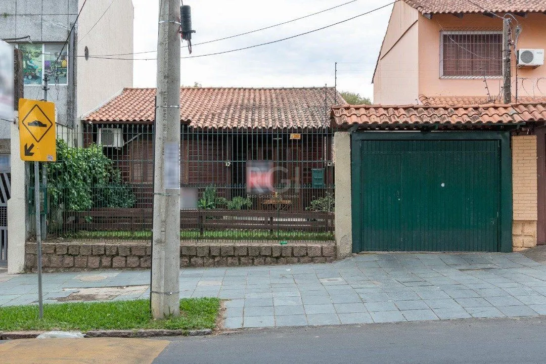 Imagem Casa para Venda - 54m², 2 dormitórios, 4 vagas - Cristal