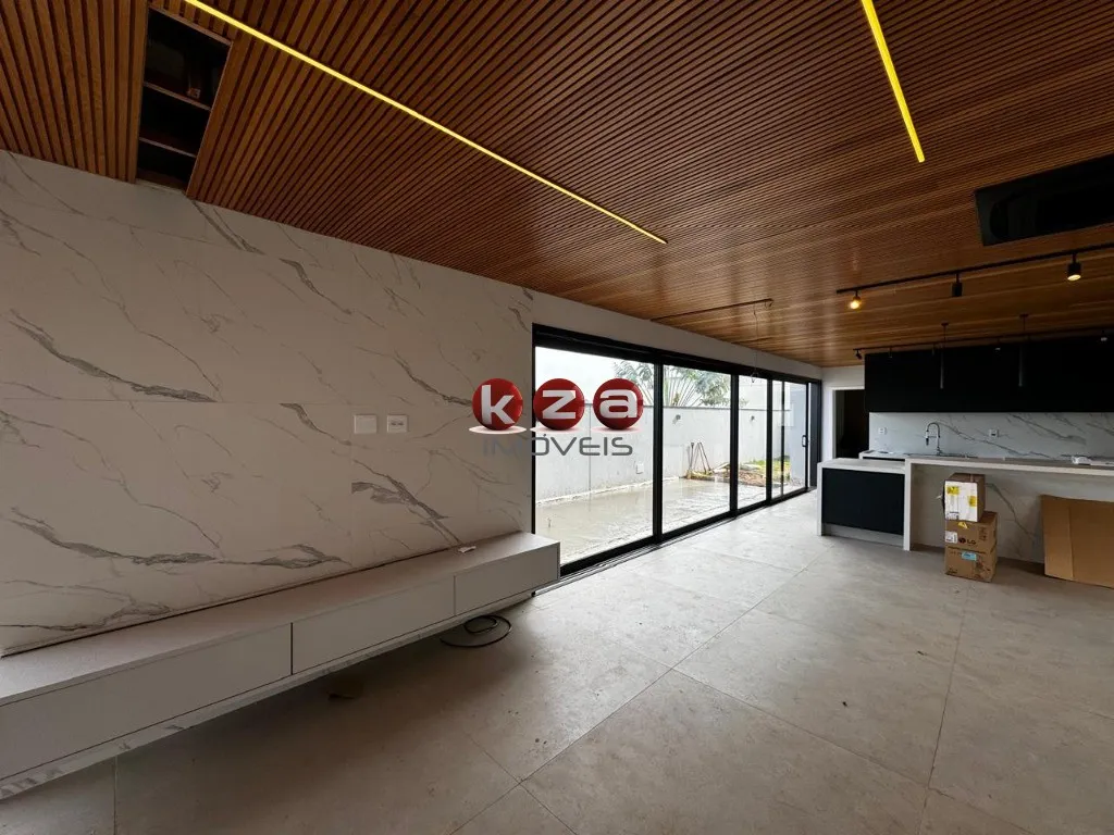 Imagem Casa de luxo nova a venda no Swiss Park, Campinas-SP, com 4 suítes e 310m² de área privativa!