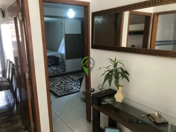 Imagem Sobreposta ampla na Aparecida com espaçosa laje, 3 quartos e 2 vagas!