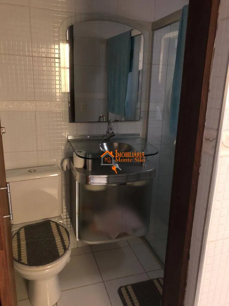 Imagem Sobrado com 2 dormitórios à venda, 140 m² por R$ 750.000,00 - Parque Flamengo - Guarulhos/SP