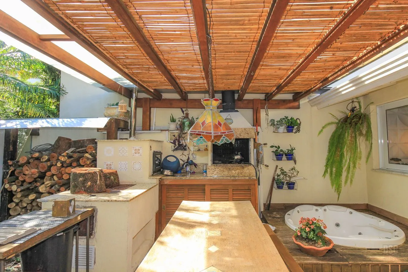 Imagem Casa em Condomínio - Imóvel Raro - Excelente Pátio Privativo