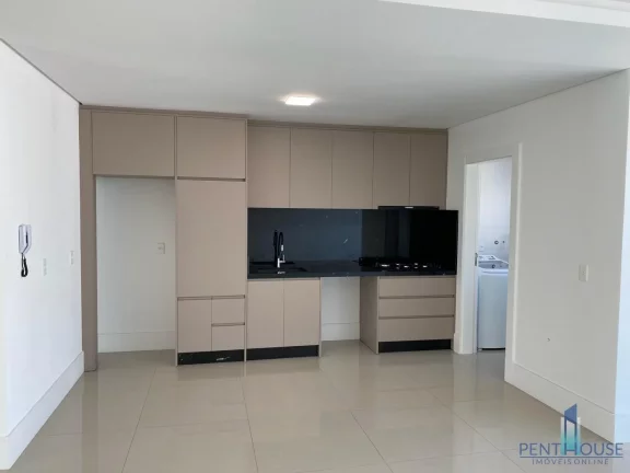 Imagem Apartamento Zona Central para Venda em Balneário Camboriú, CENTRO, 3 dormitórios, 3 suítes, 4 banheiros, 3 vagas