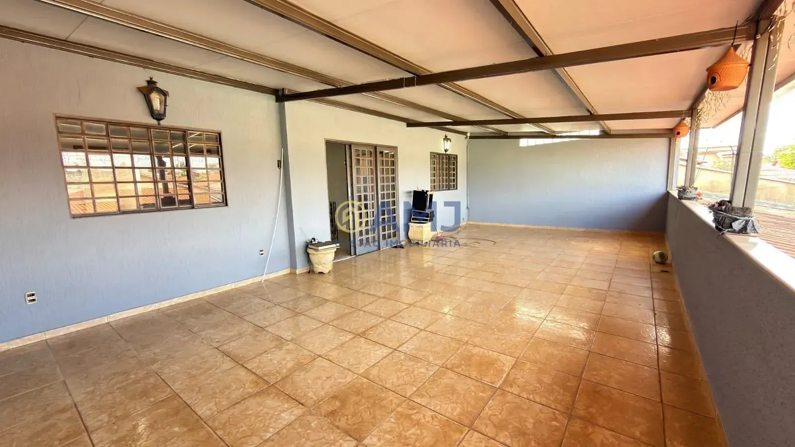 Imagem SOBRADO AMPLO À VENDA | VILA LUCY - GOIÂNIA