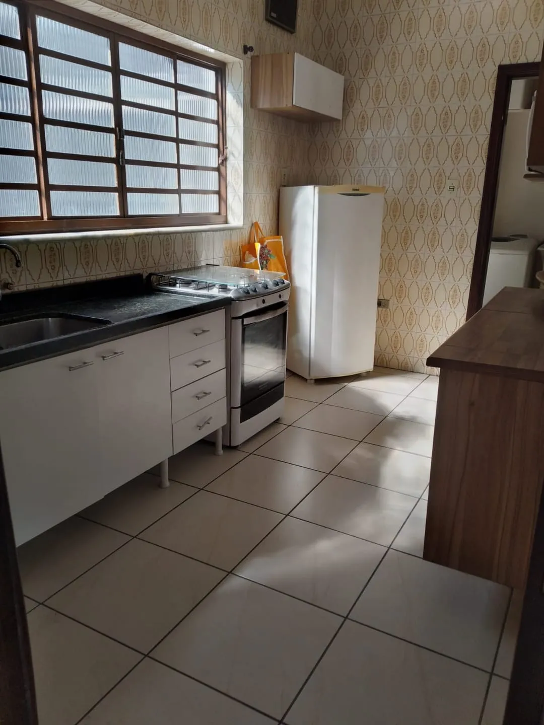 Imagem Casa à venda 3 Quartos, 1 Suite, 2 Vagas, 300M², Jardim Rosely, Pindamonhangaba - SP