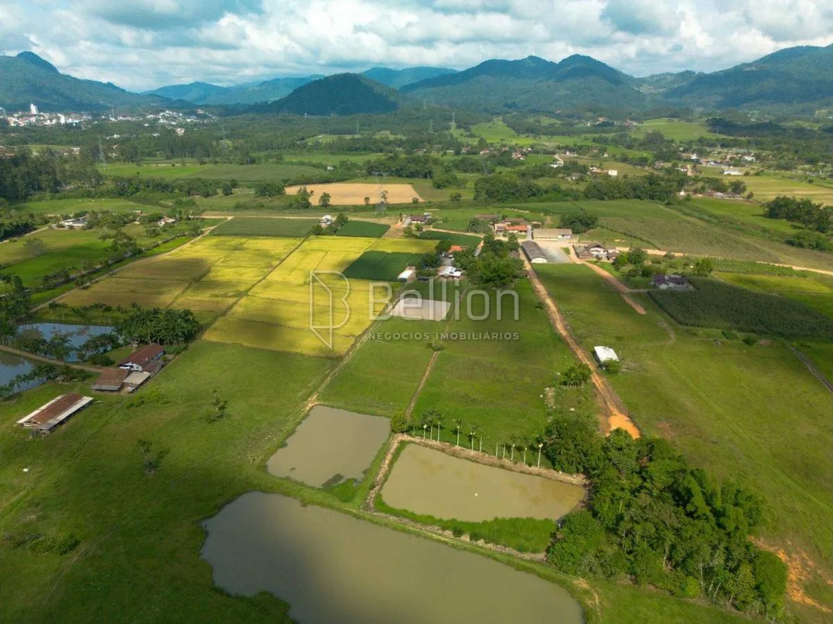 Imagem Sítio em Timbó - 20.000 m² de terreno plano