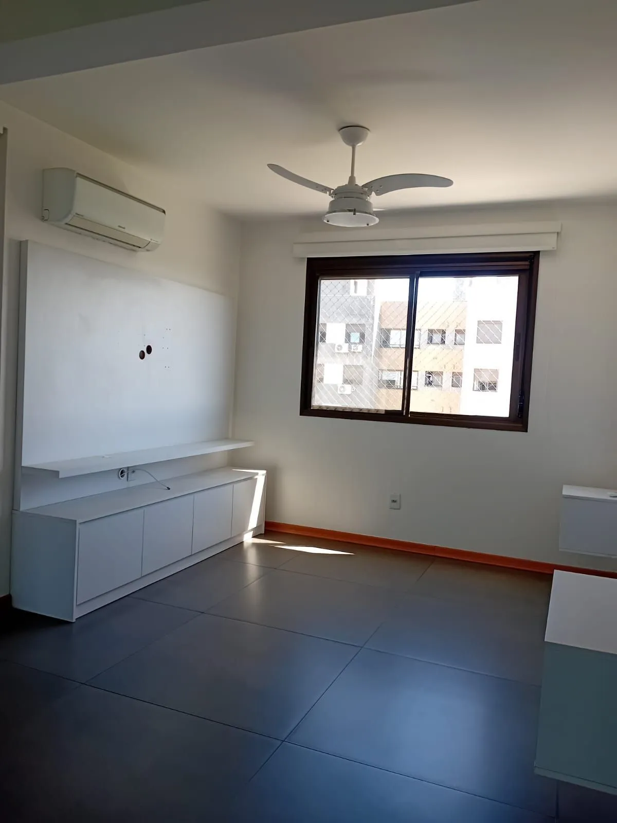 Imagem Apartamento 2 quartos, suíte, vaga coberta no bairro Camaquã em Porto Alegre/RS