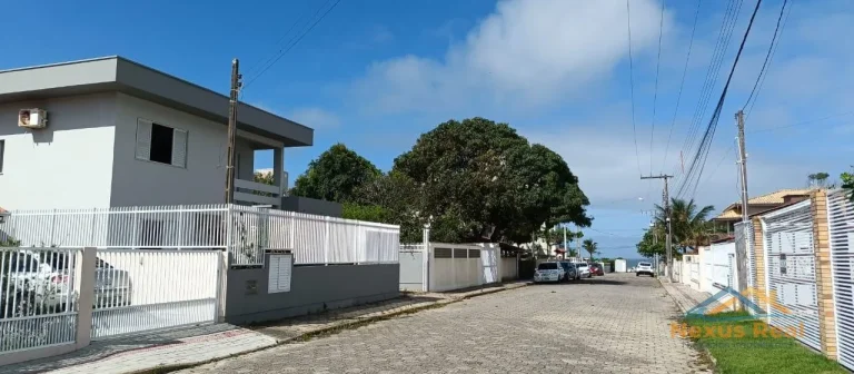 Imagem Sobrado com 4 Quartos
