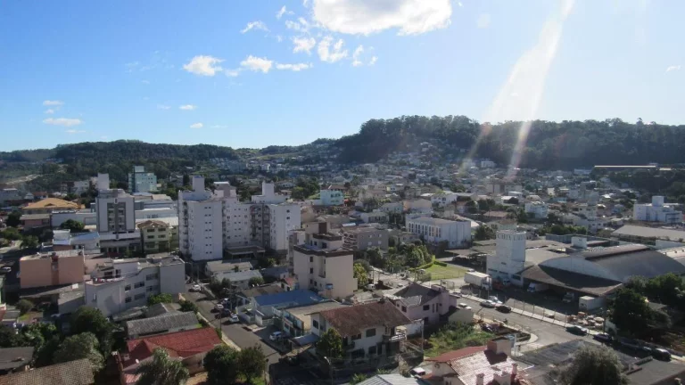 Imagem Apartamento para Venda em Concórdia, Centro, 2 dormitórios, 1 suíte, 1 banheiro
