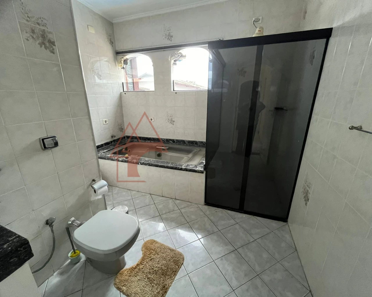 Imagem Sobrado com 4 Quartos à Venda ou Locação, 233 metros em Vila Ponte Nova - Cubatão